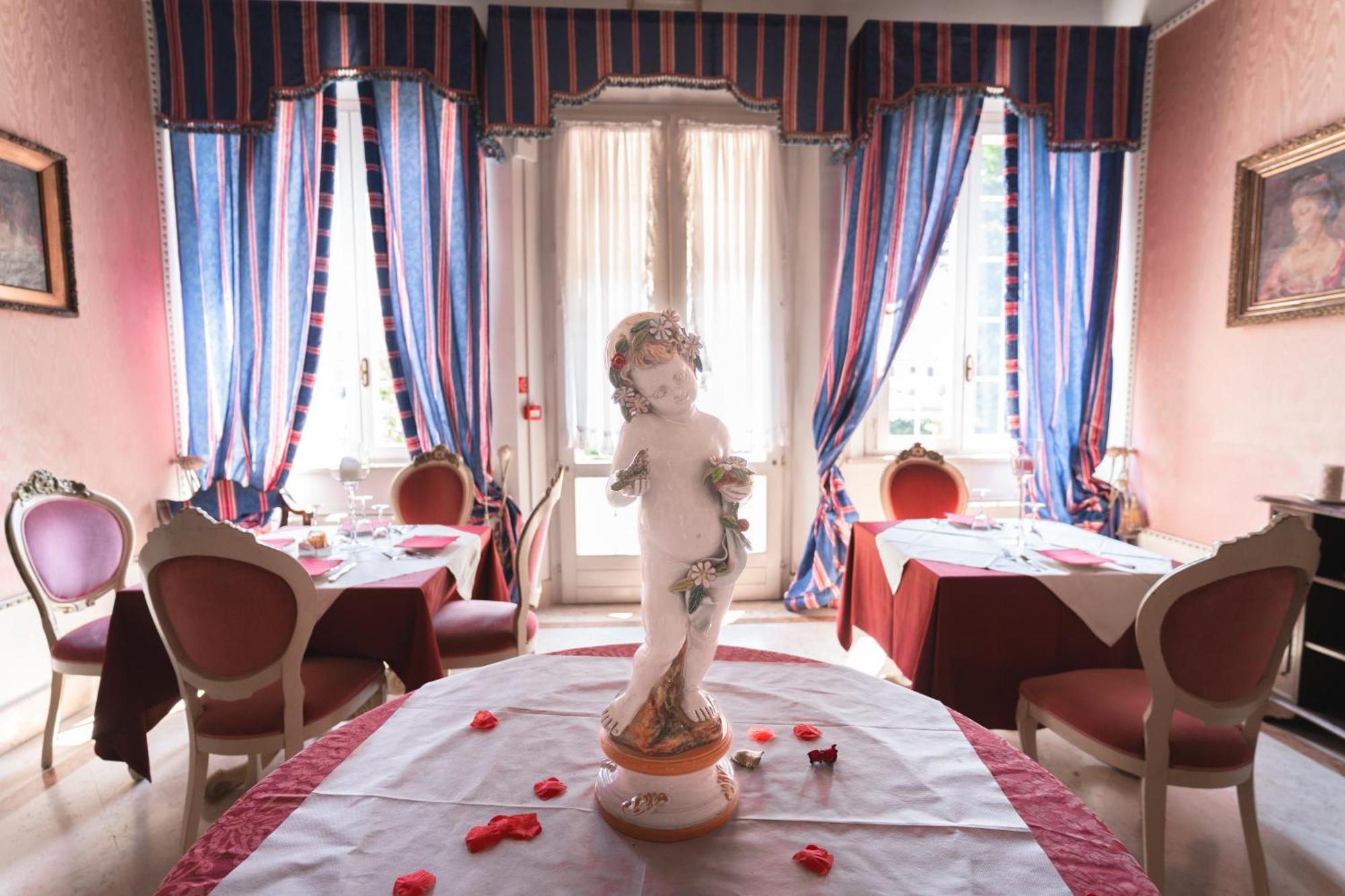 Hotel Duchessa Isabella Collection By Gsa Hotels Ferrare Extérieur photo