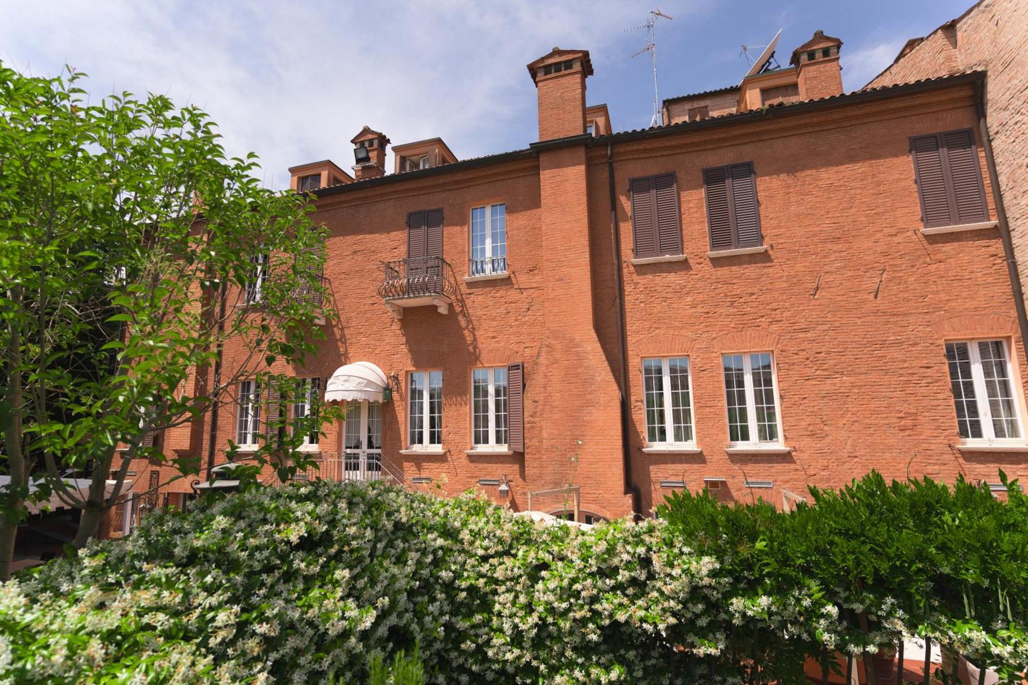 Hotel Duchessa Isabella Collection By Gsa Hotels Ferrare Extérieur photo