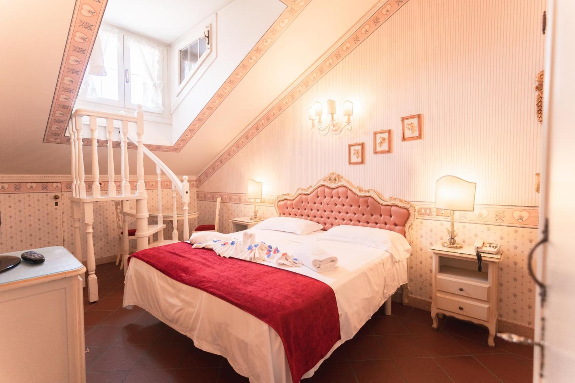 Hotel Duchessa Isabella Collection By Gsa Hotels Ferrare Extérieur photo